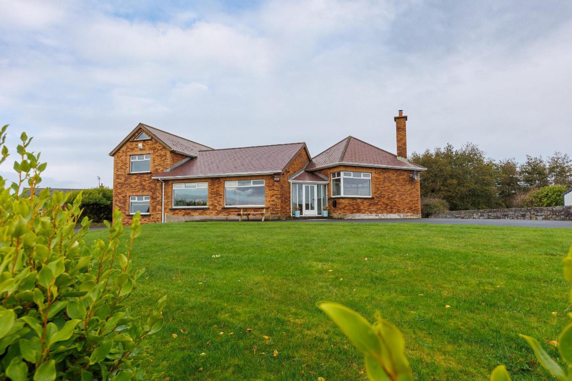 Red Brick House Rosses Point Villa Слайгоу Екстериор снимка